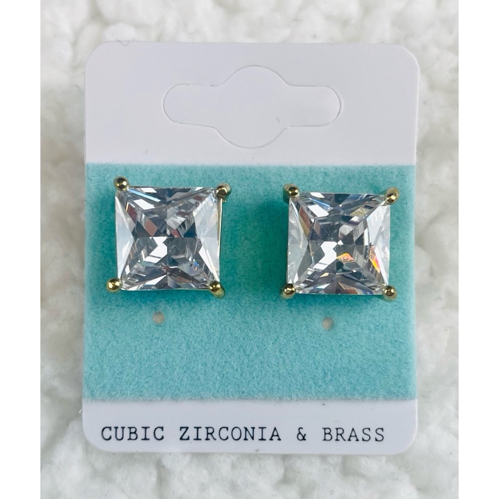 (NWT) Large Cubic Zirconia Square Princess Cut Stud Earrings - Picture 3 of 11